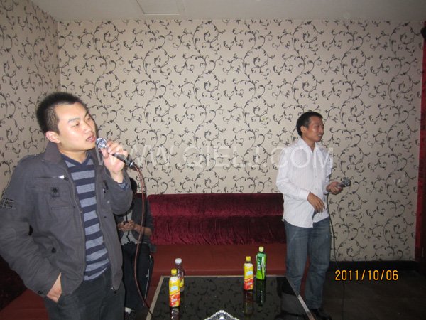 2011年10月，鄭州企鵝糧油機(jī)械有限公司--外貿(mào)部，十一國慶節(jié)團(tuán)體活動！(圖8)
