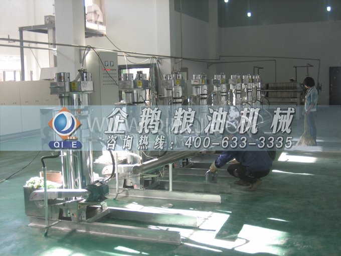 芝麻油壓榨處理設(shè)備，企鵝牌液壓榨油機(jī)勇于創(chuàng)新生產(chǎn)效率高(圖5)